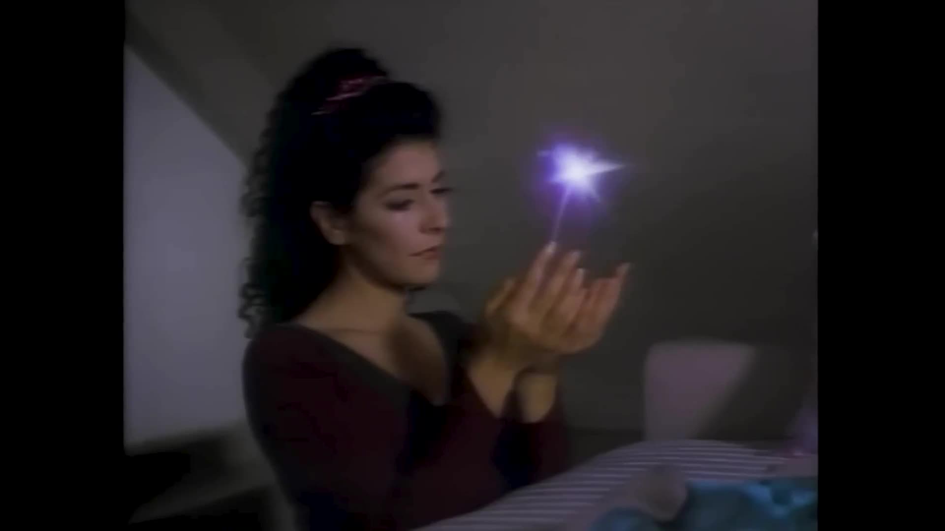A Captain's Log - Julie Caitlin Brown; The quadruple talent, Broadway, musician to sinister Star Trek and Babylon 5 roles, Part 3