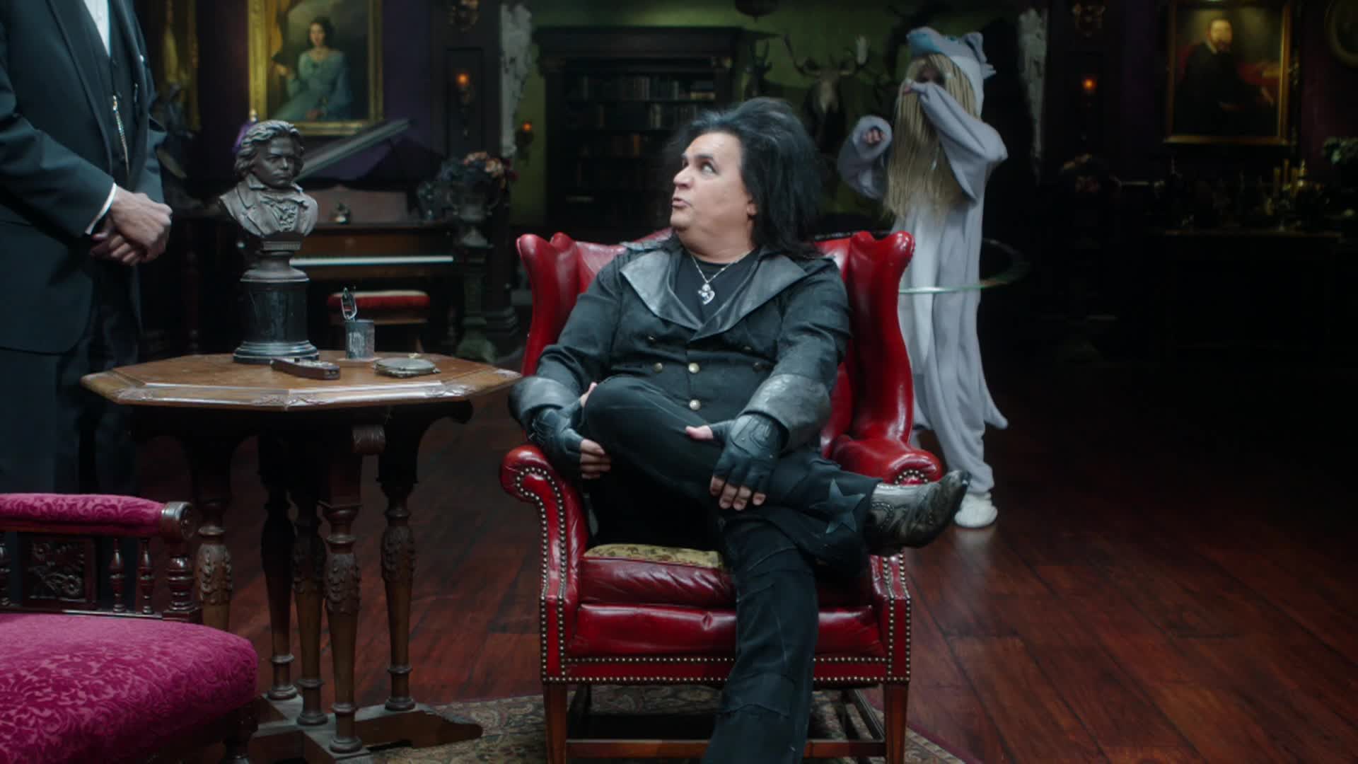 Creature Features - "Screams of a Winter Night" & The Poulter Mansion Residents